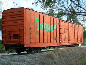 © Photo: Harvey Henkelmann Tropicana refrigerated box car #250.