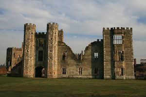 (CC [5]) Photo: Ivanka Majic The front of Cowdray House seen from the west